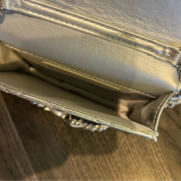 Crossbody Bag Used - Picture 5 of 8